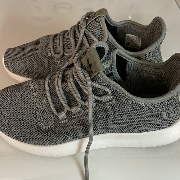 Adidas - Picture 2 of 4